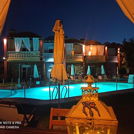 Ydna Family Hotel Apartments Possidi Luaran gambar