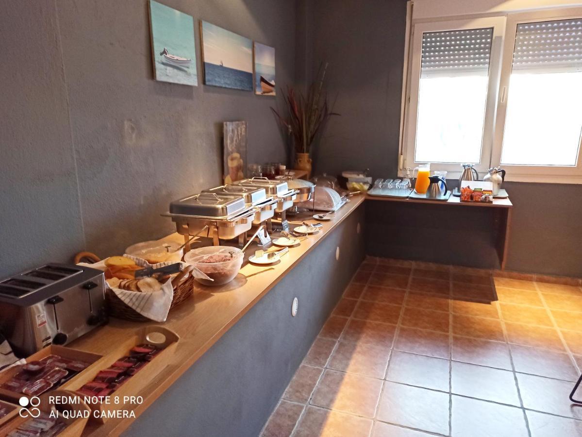 Ydna Family Hotel Apartments Possidi Luaran gambar
