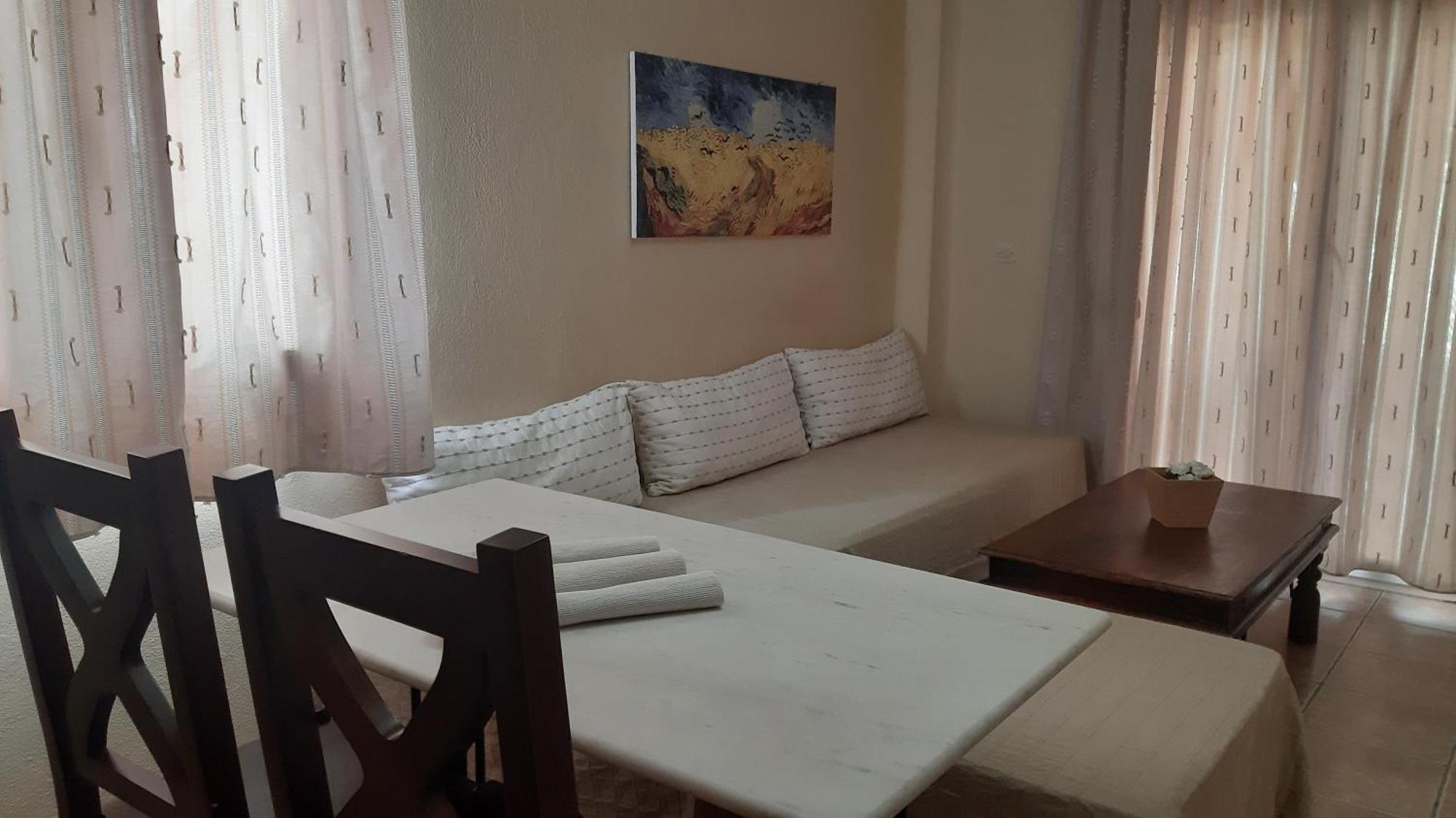 Ydna Family Hotel Apartments Possidi Luaran gambar