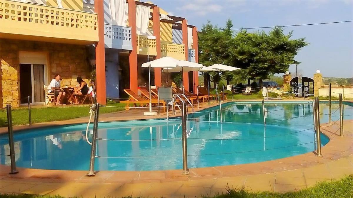 Ydna Family Hotel Apartments Possidi Luaran gambar